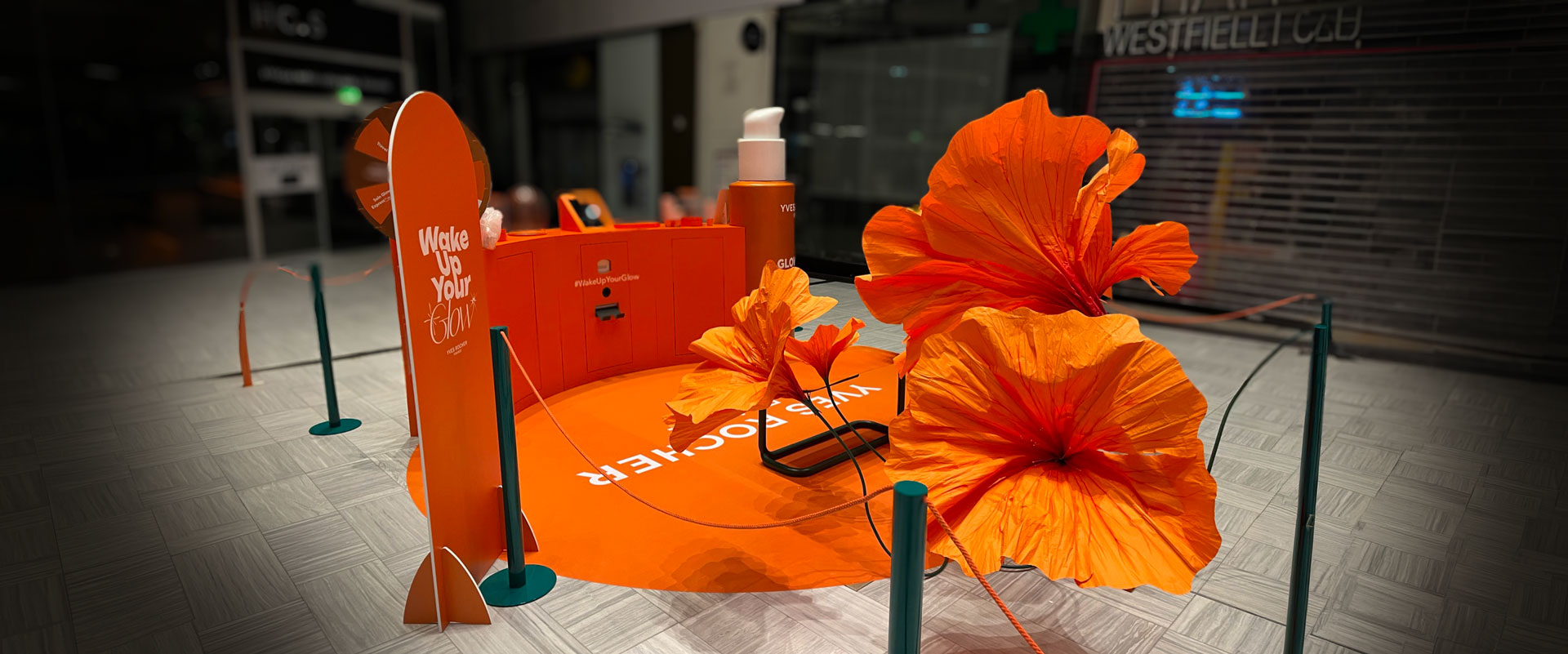 YVES ROCHER POP-UP GLOW